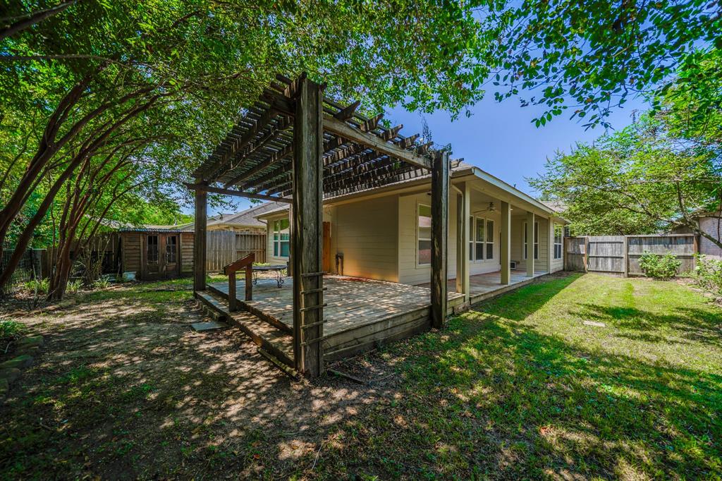 1216 N Riviera Circle, Pearland, Texas image 22