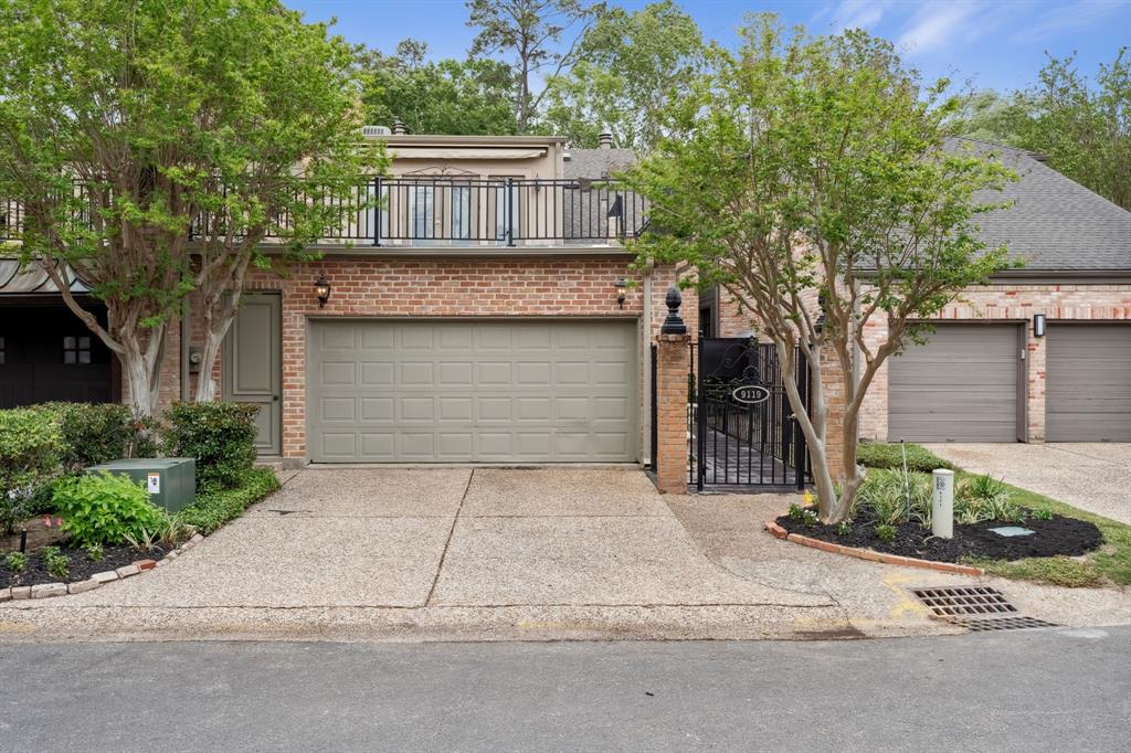 9119 Briar Forest Drive, Houston, Texas image 37