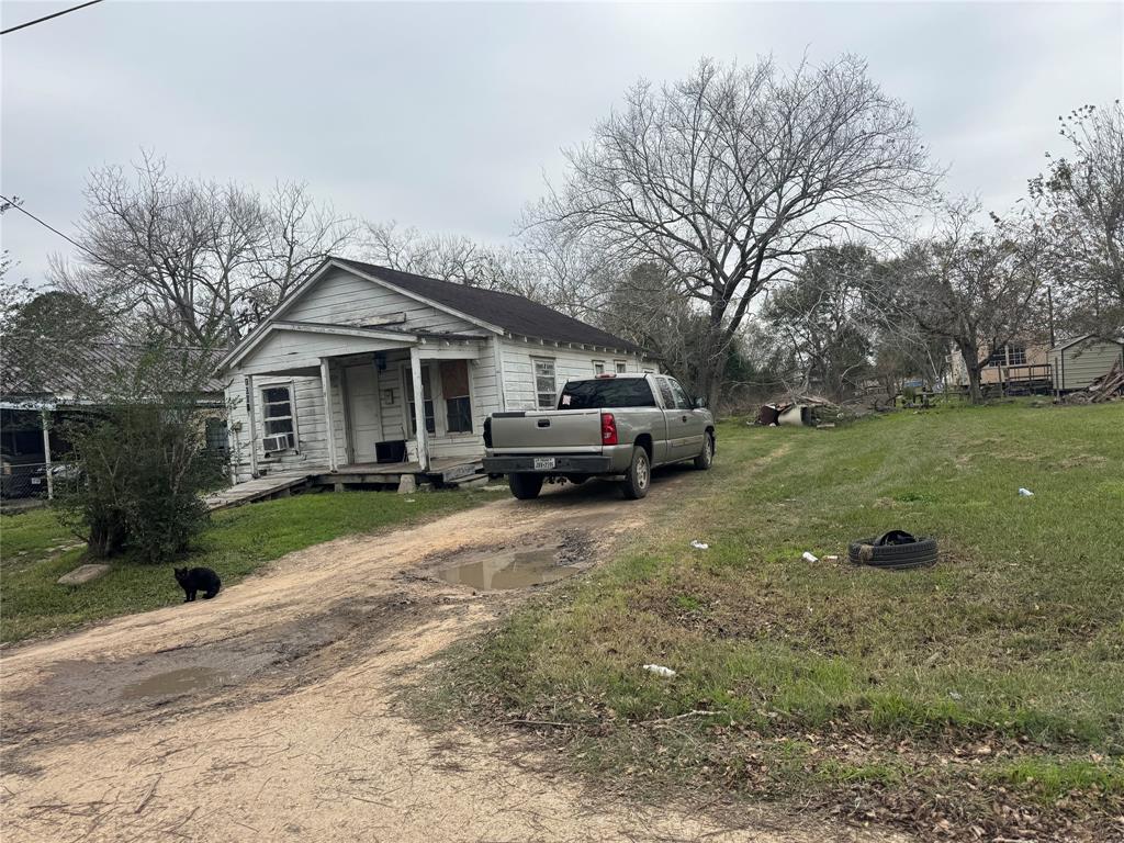 1008 Harlem Street, El Campo, Texas image 1