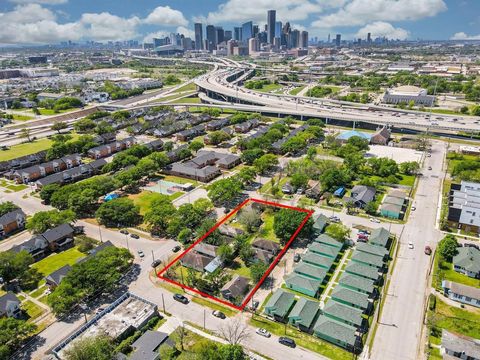 1202 Bayou Street Houston TX 77020