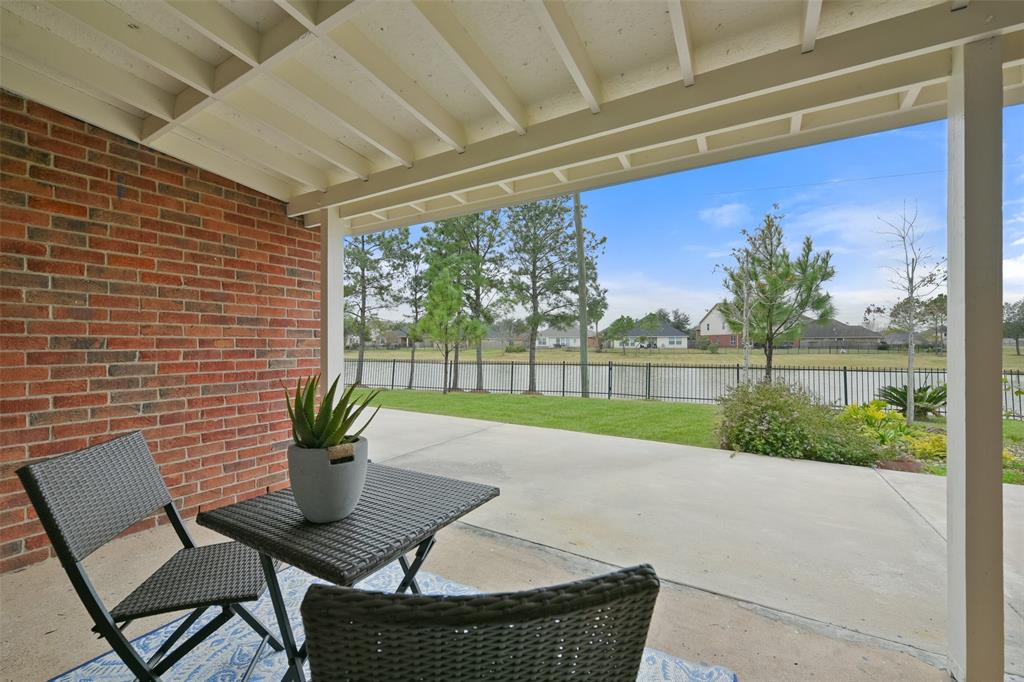 3114 Avory Ridge Lane, Pearland, Texas image 36