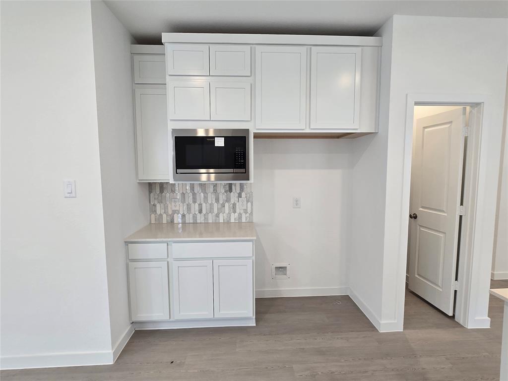 9027 Marbled Duck Drive, Baytown, Texas image 3