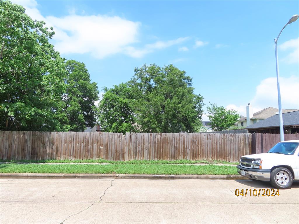 14923 Dunster Lane, Channelview, Texas image 2