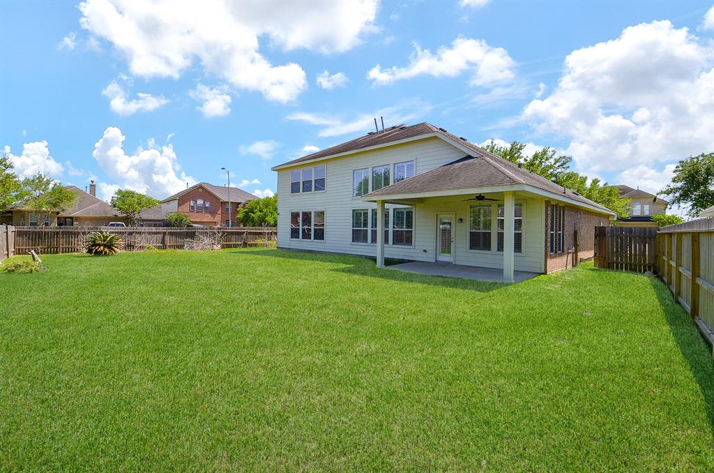 902 Aqua Vista Lane, Rosenberg, Texas image 8