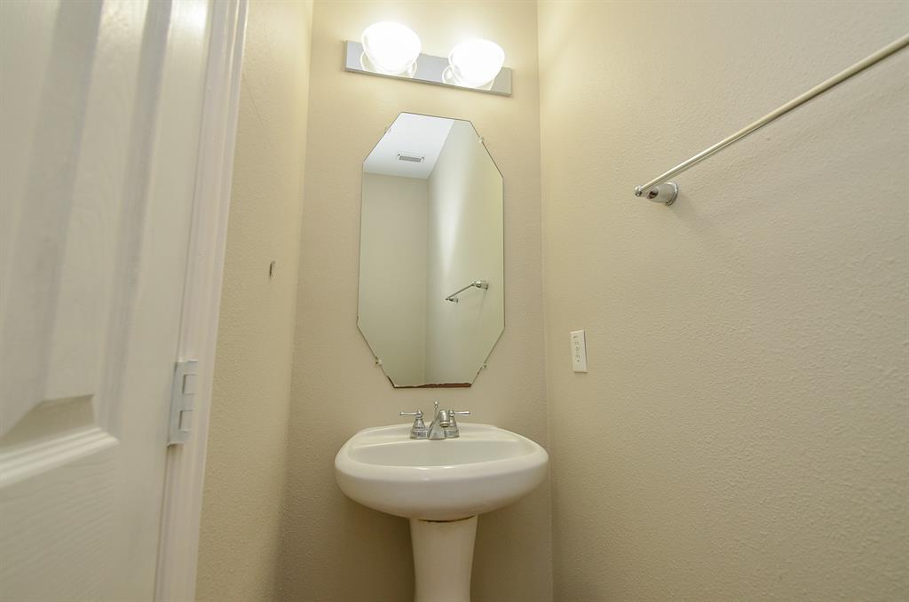 902 Aqua Vista Lane, Rosenberg, Texas image 31