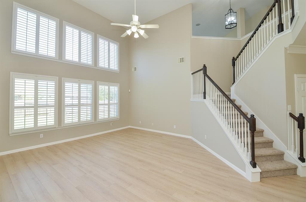902 Aqua Vista Lane, Rosenberg, Texas image 14