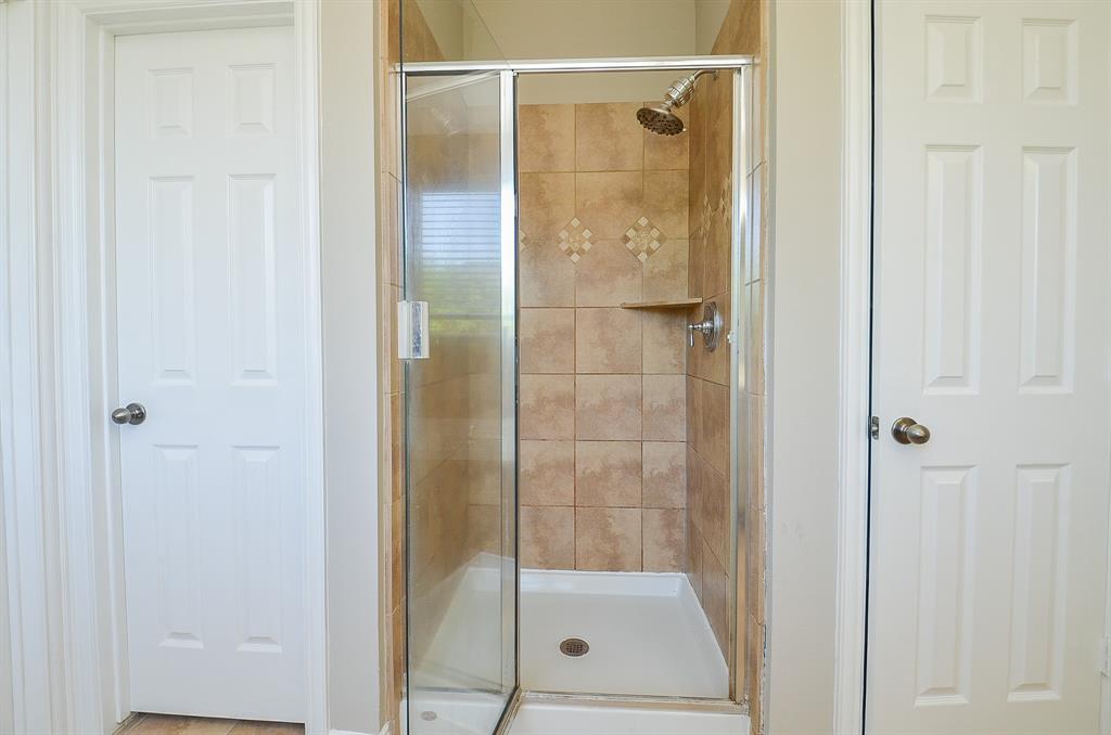 902 Aqua Vista Lane, Rosenberg, Texas image 38