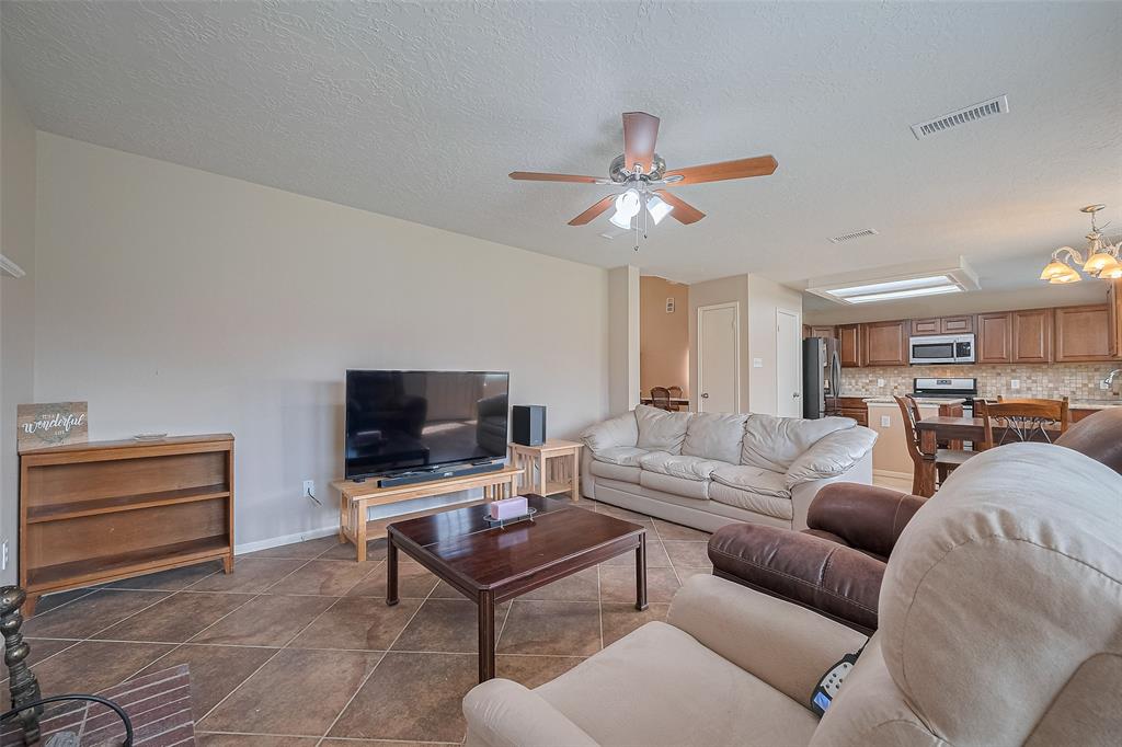 21306 Wildcroft Drive, Katy, Texas image 13