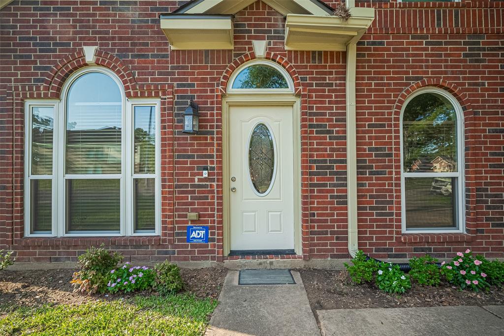 21306 Wildcroft Drive, Katy, Texas image 2