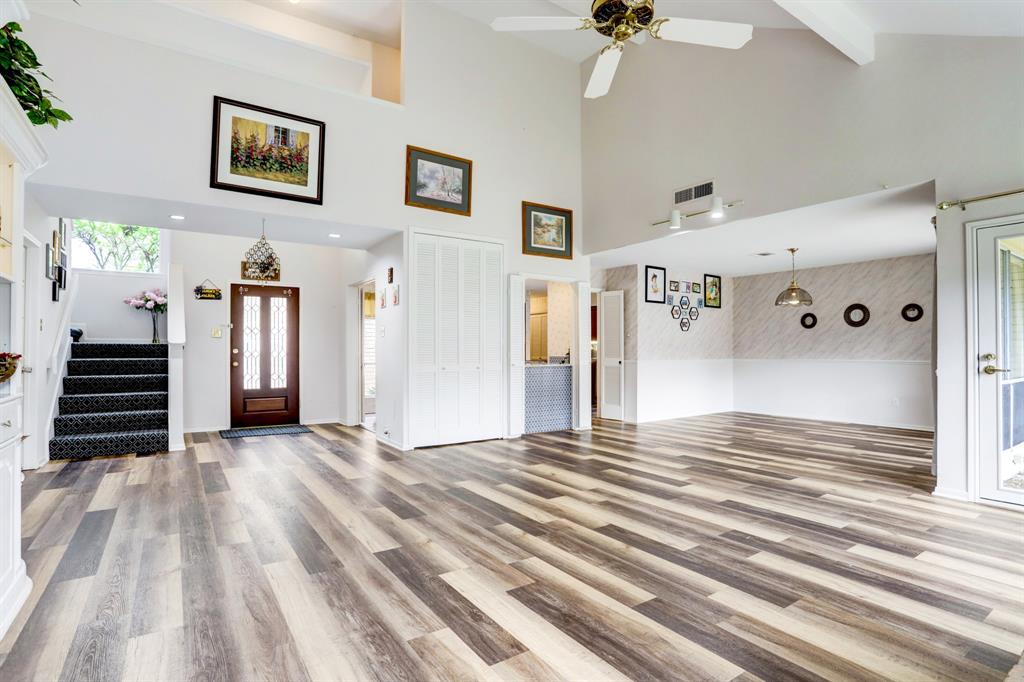 Photo 6 of 16 of 11507 Overbrook Lane house