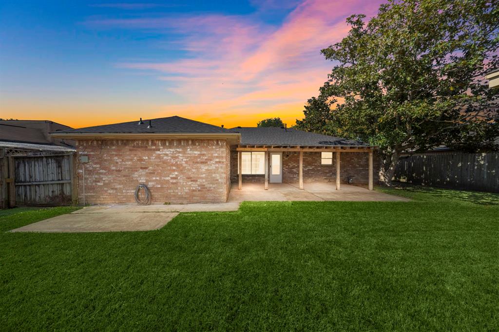 1517 Van Buren Drive