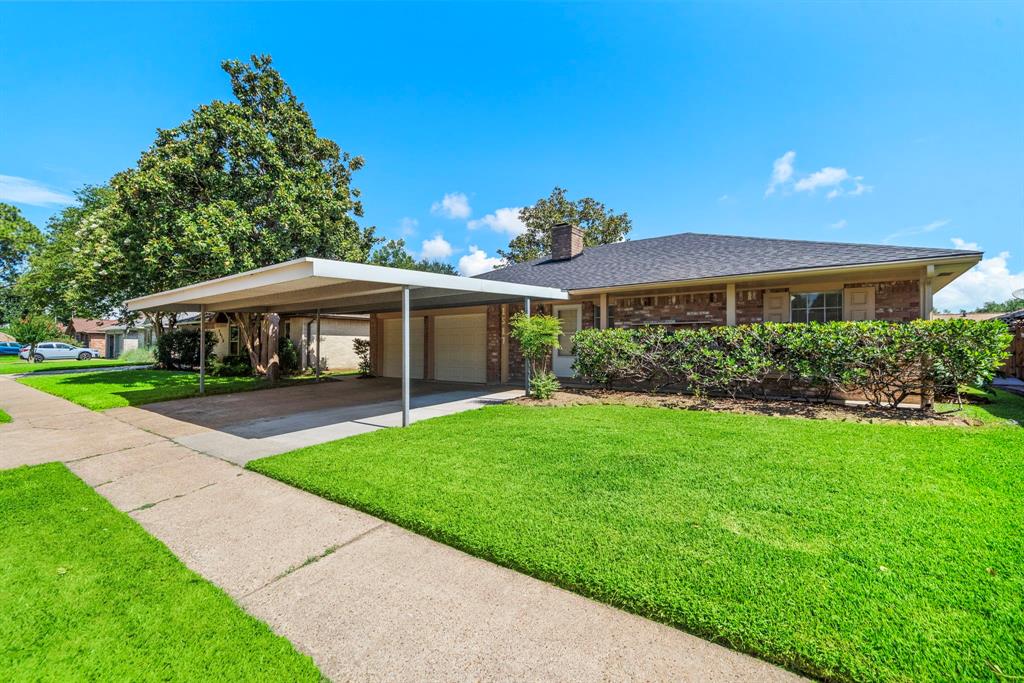 1517 Van Buren Drive
