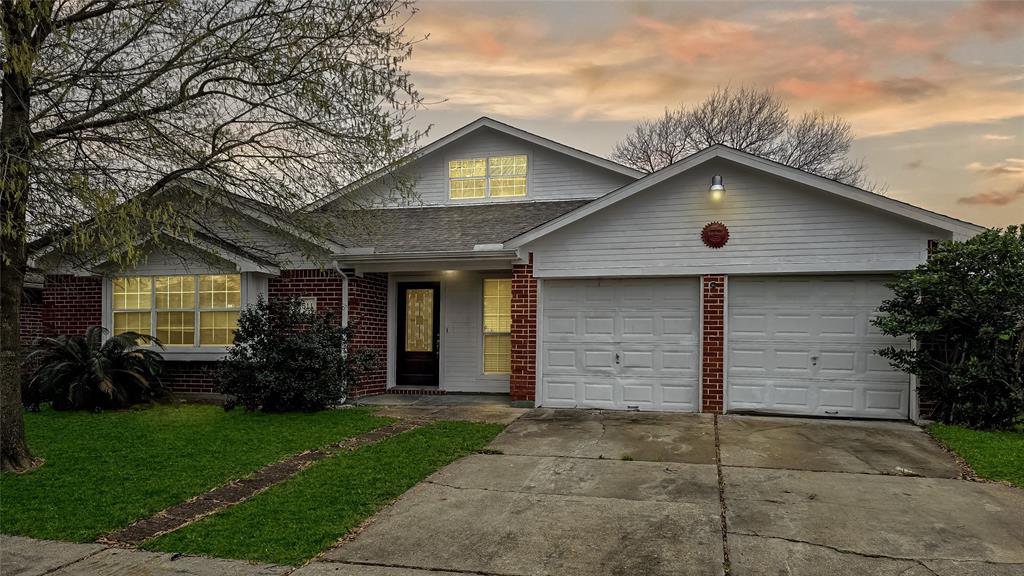 1511 Leadenhall Circle, Channelview, Texas image 1