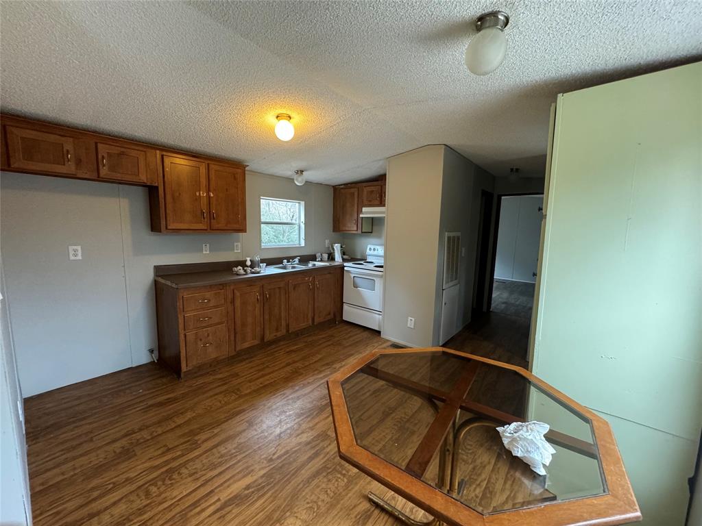 136 Roan, Onalaska, Texas image 6