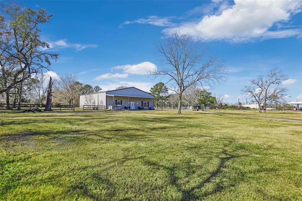 6180 Tri City Beach Road, Beach City, Texas image 2
