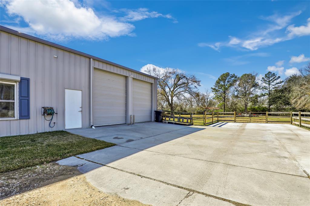 6180 Tri City Beach Road, Beach City, Texas image 6
