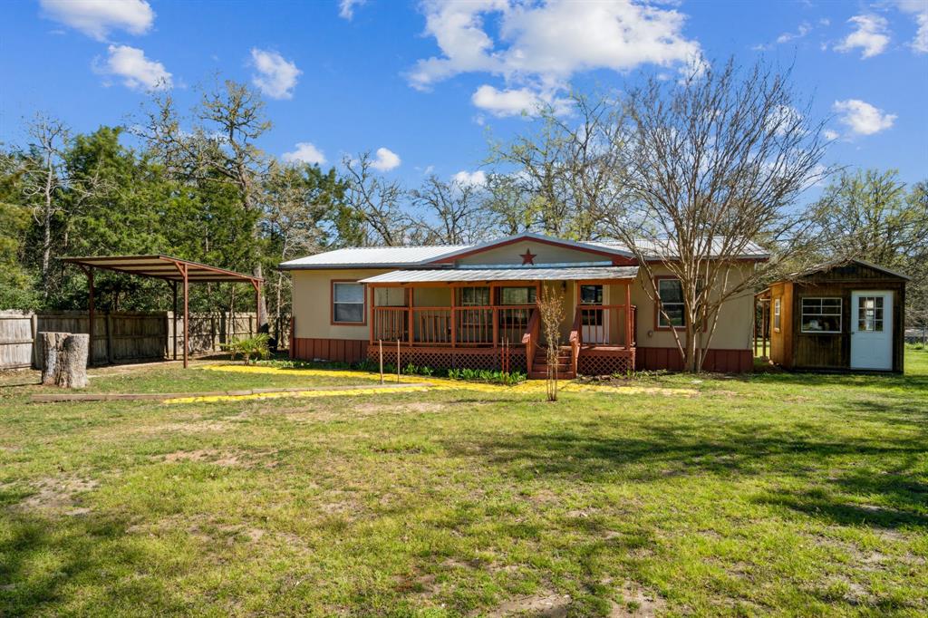 163 Lost Pine Drive, Bastrop, Texas image 2