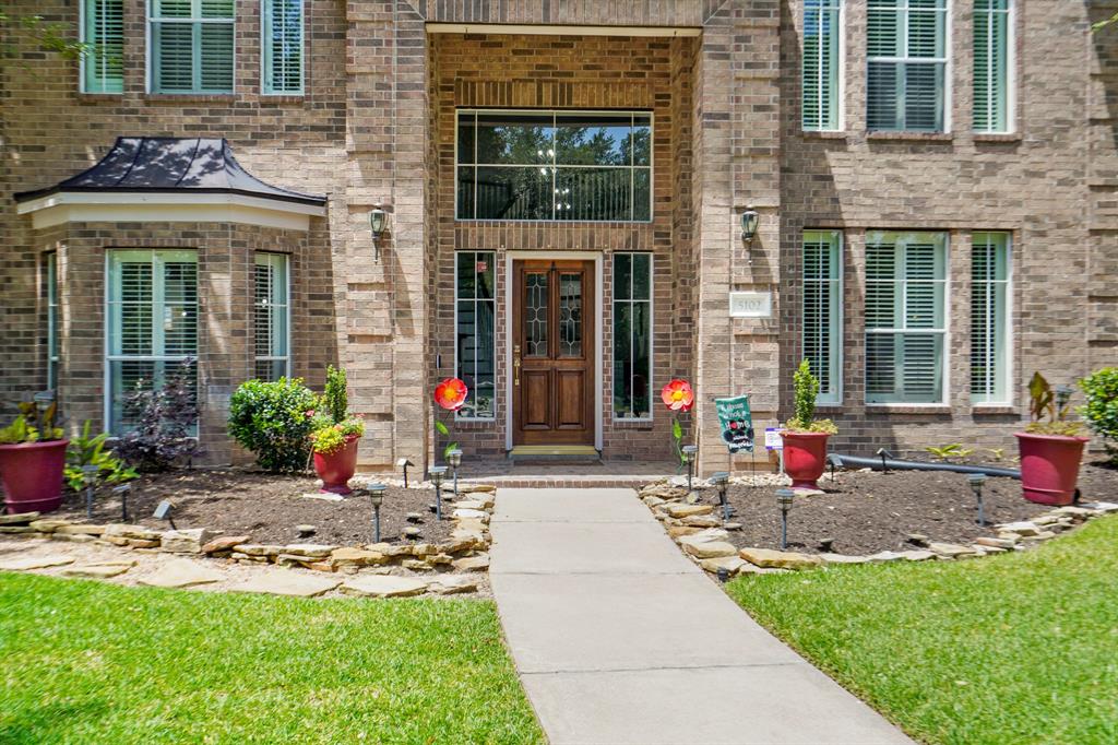 5102 Grand Vista Lane