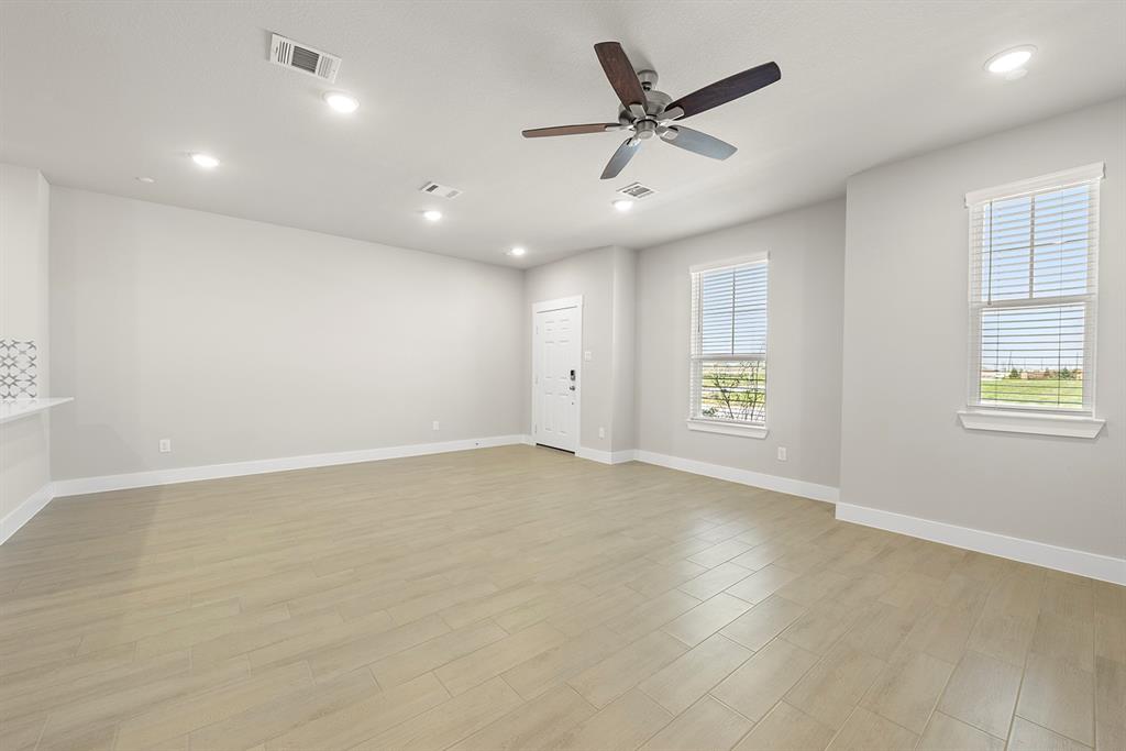 2766 Mariposa Creek Drive, Iowa Colony, Texas image 4