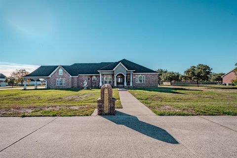 Single Family Residence in Beach City TX 9018 Water Point Drive 14.jpg