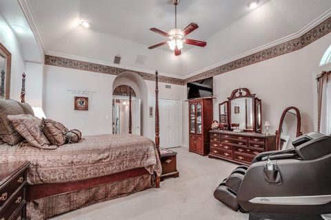 Single Family Residence in Beach City TX 9018 Water Point Drive 43.jpg