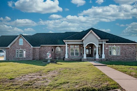 Single Family Residence in Beach City TX 9018 Water Point Drive 1.jpg