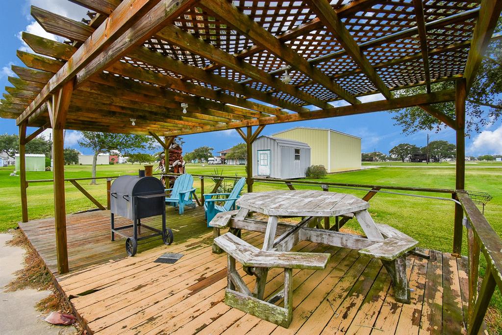 1723 W Bayshore Drive, Palacios, Texas image 38