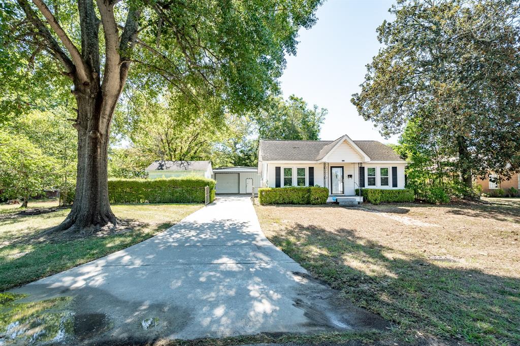 111 S Roosevelt Avenue, Cleveland, Texas image 24