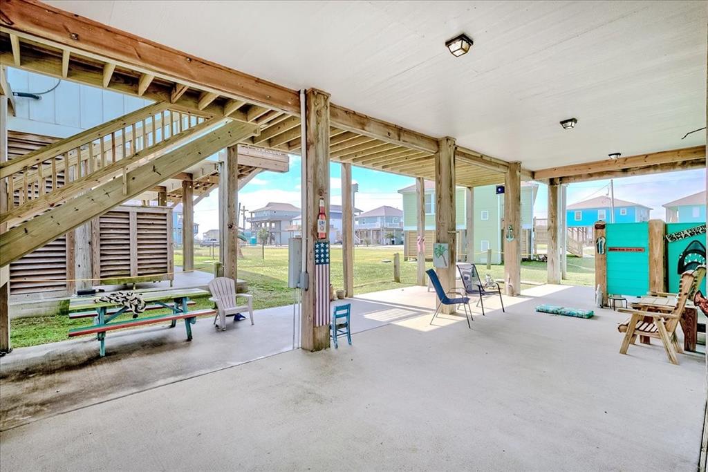 963 Driftwood Drive, Crystal Beach, Texas image 10