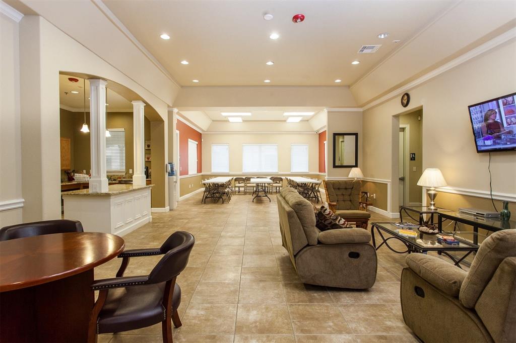 2625 Greenwood Drive