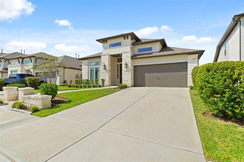 A home in Missouri City