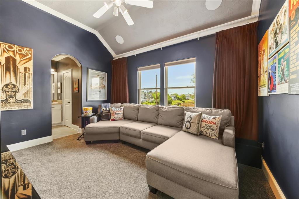 4531 Mimosa Drive, Bellaire, Texas image 28