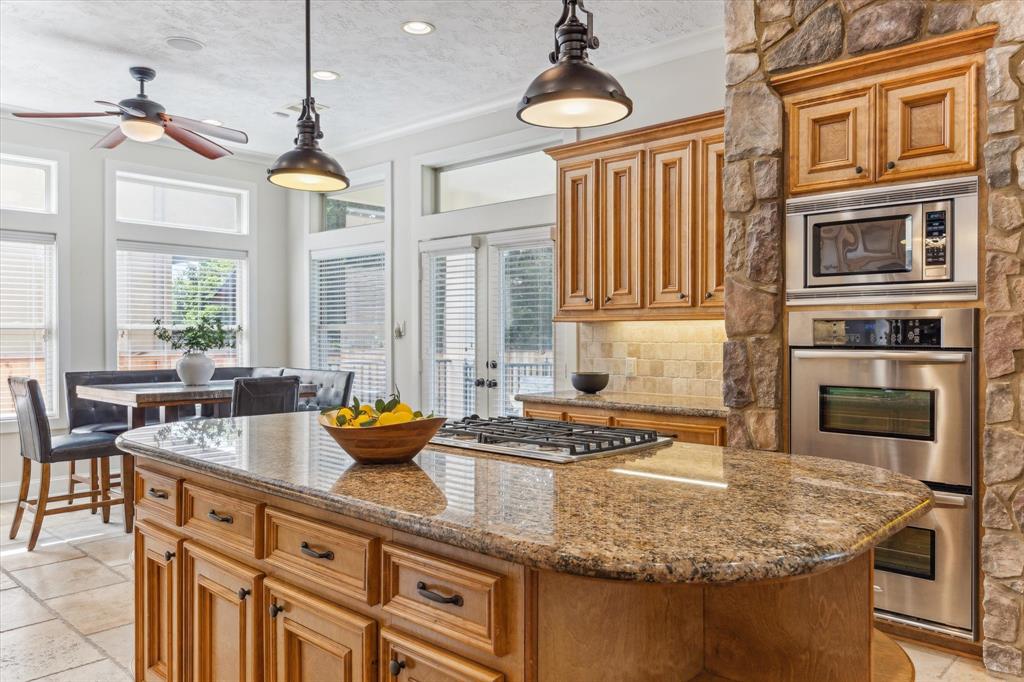 4531 Mimosa Drive, Bellaire, Texas image 13