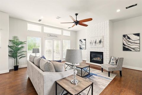 5340 Darling Street A Houston TX 77007