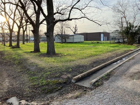 Photo of 0 Hillje, El Campo, TX 77437 (MLS # 82073568) Photo of 0 Hillje, El Campo, TX 77437 (MLS # 82073568)