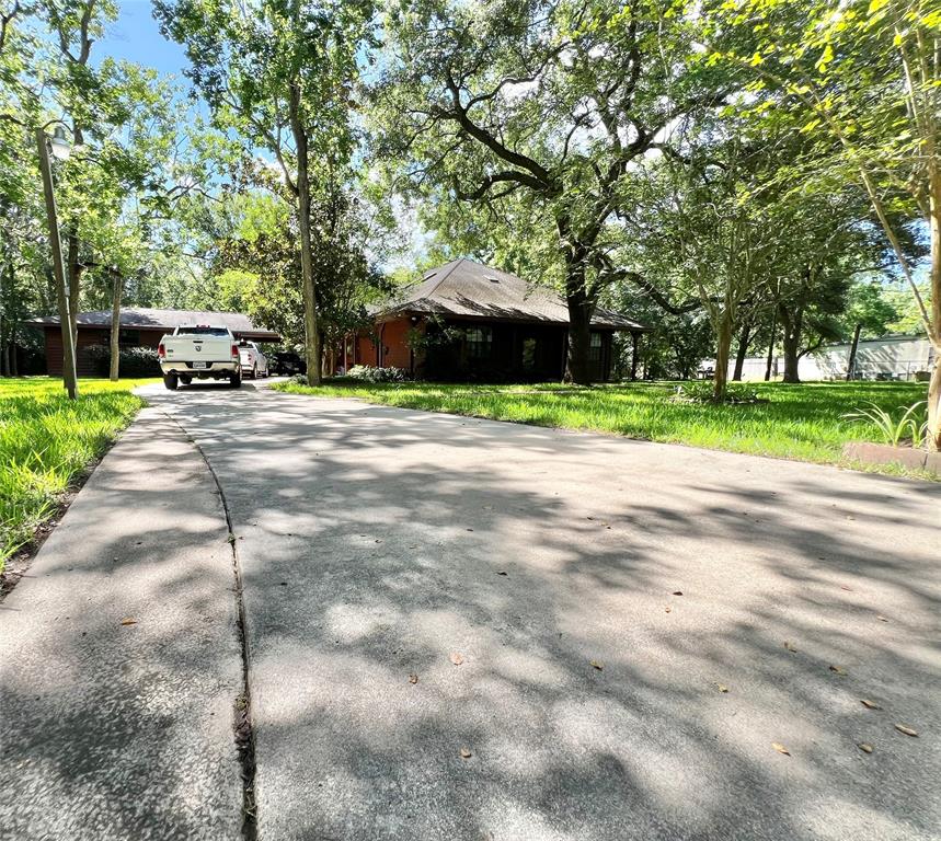 3533 N Elm Road