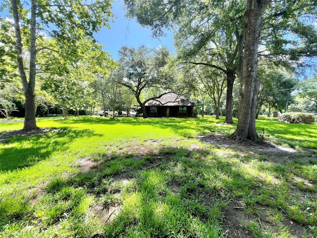 3533 N Elm Road