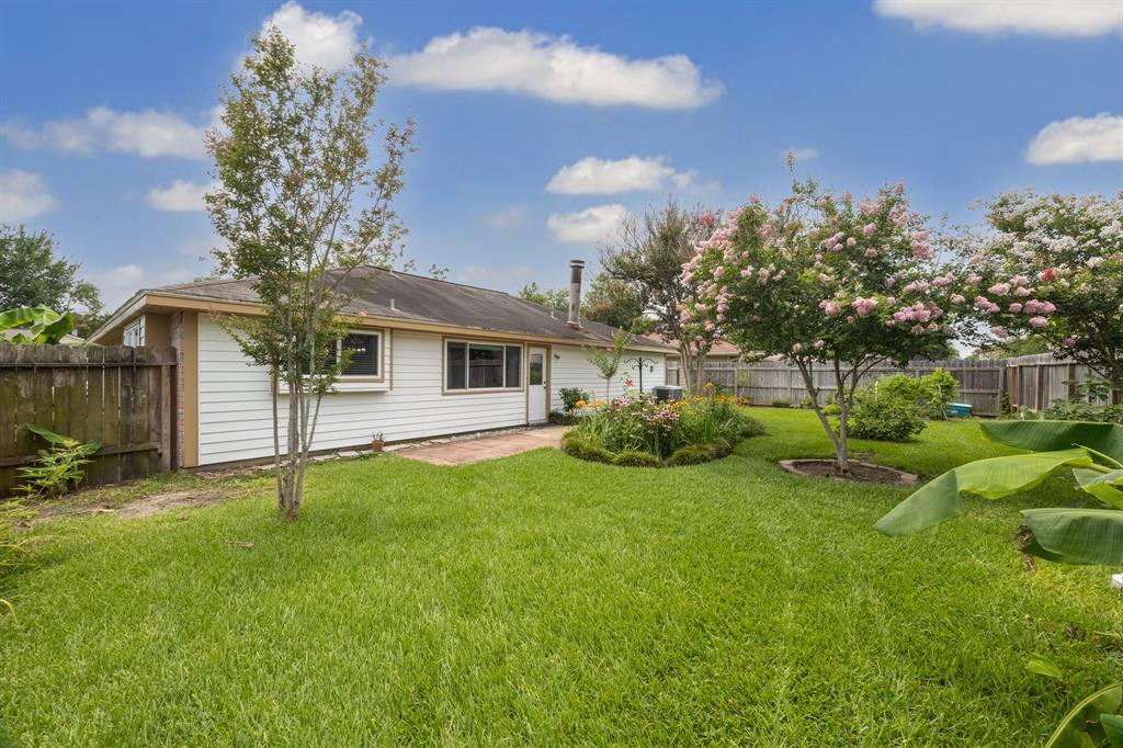 750 Sugar Hill Drive, La Porte, Texas image 13