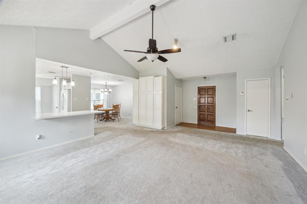 750 Sugar Hill Drive, La Porte, Texas image 7