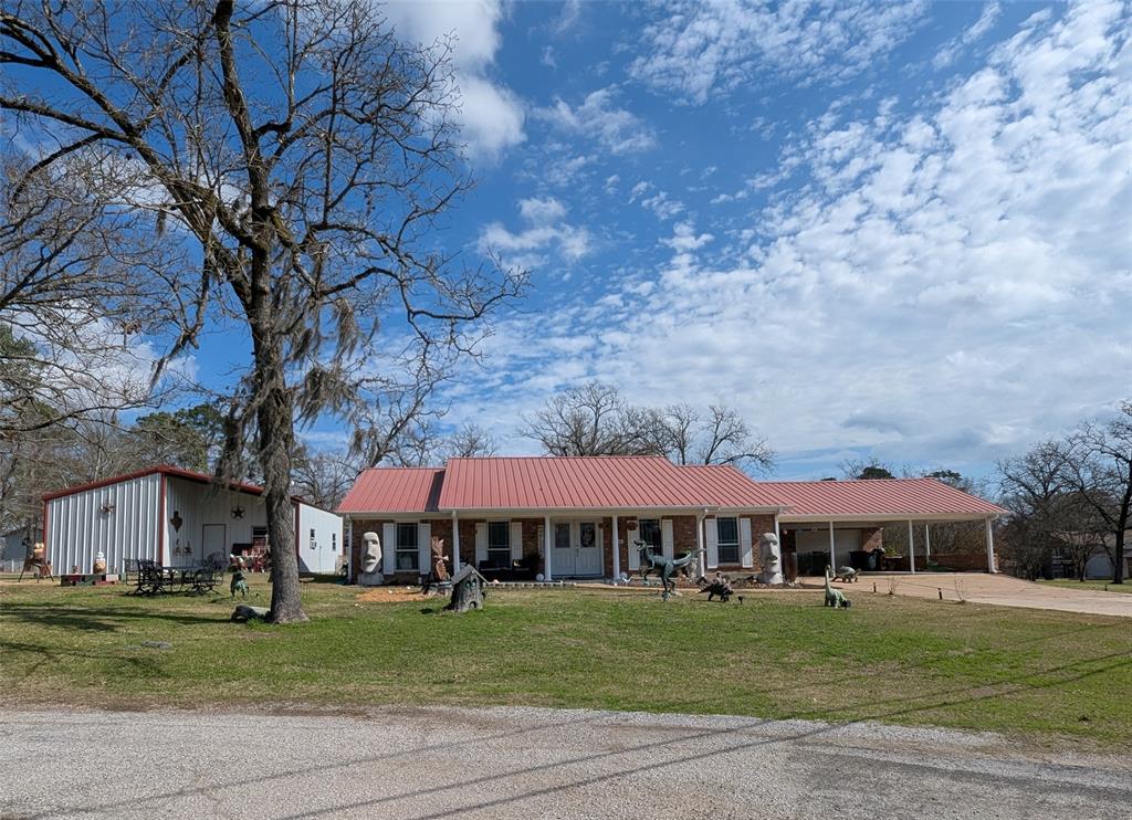 106 Aztec Drive, Trinity, Texas image 2