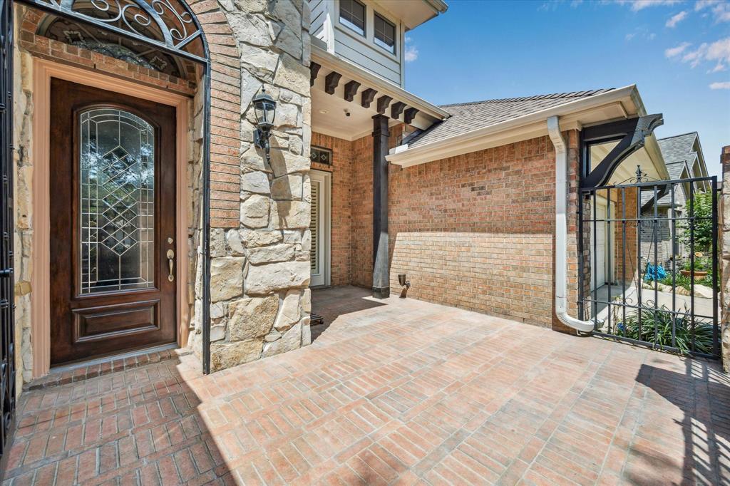 7211 Spring Meadow Lane