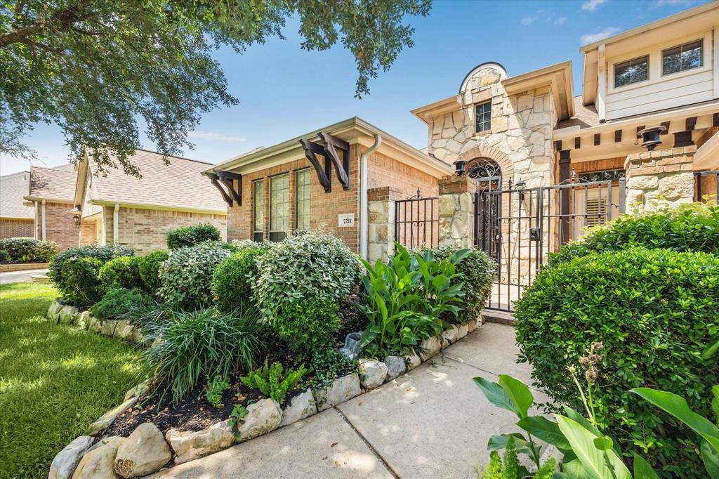 7211 Spring Meadow Lane