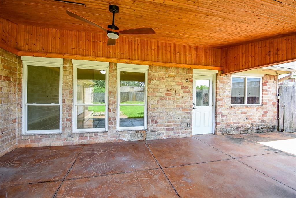 3119 Wagon Trail Drive, Sugar Land, Texas image 29