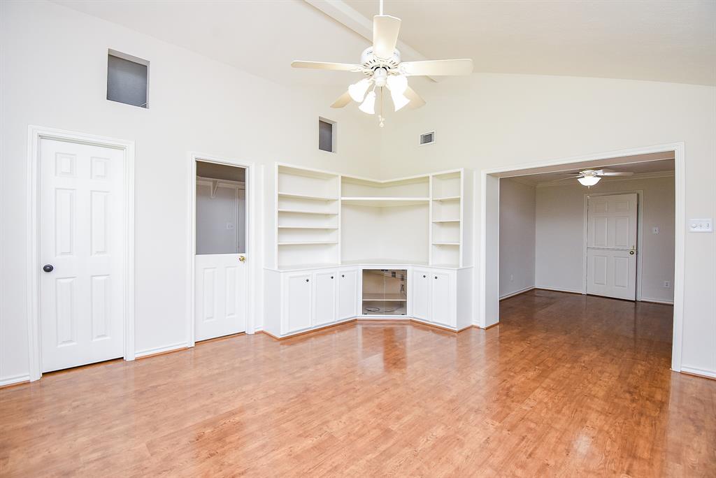 3119 Wagon Trail Drive, Sugar Land, Texas image 26