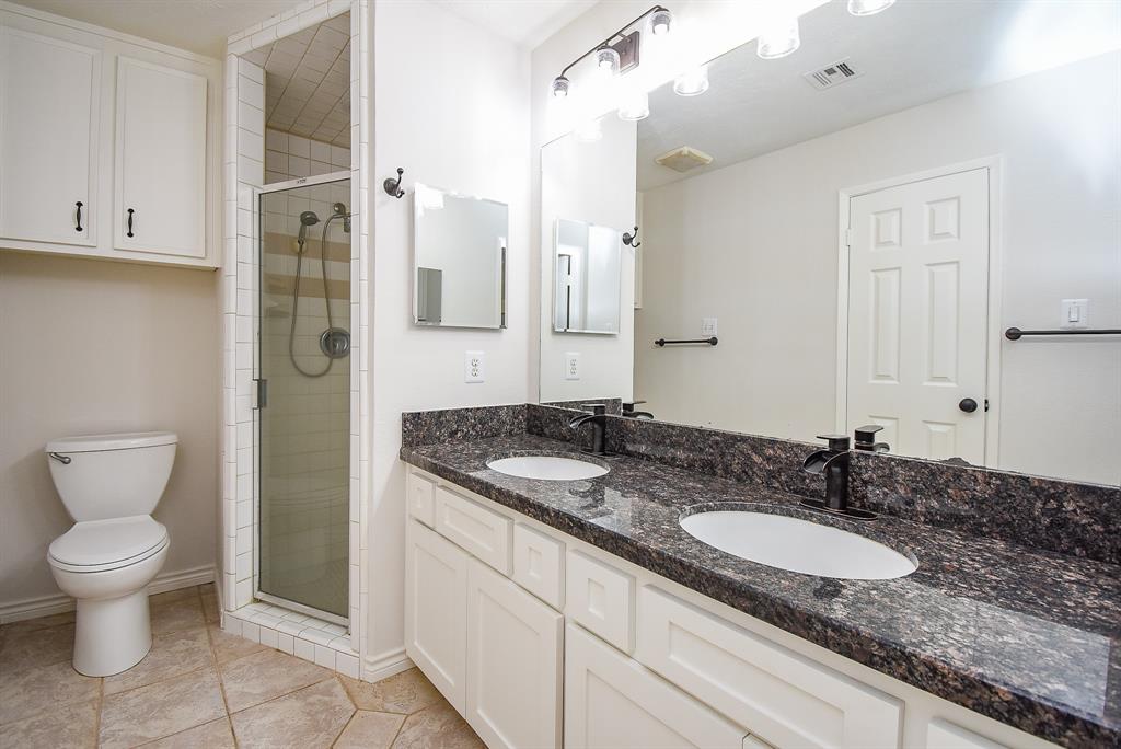 3119 Wagon Trail Drive, Sugar Land, Texas image 7