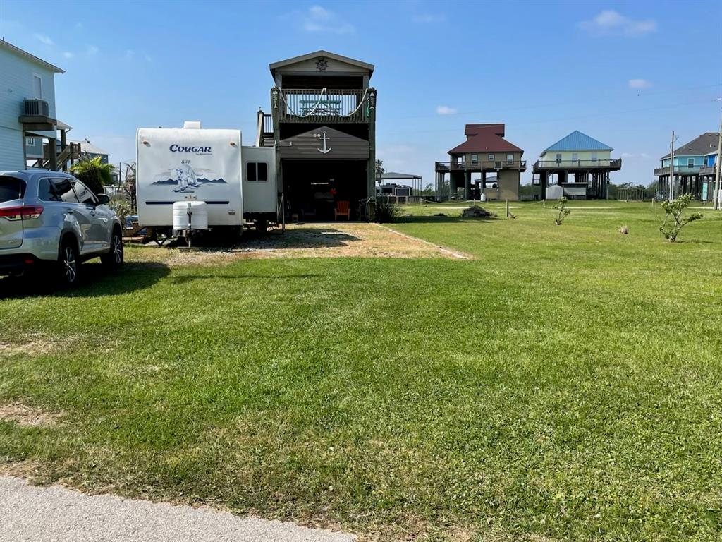 831 Johnson Crawford Circle, Port Bolivar, Texas image 3