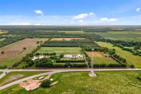 Photo of 23111 Fm 1462 Road, Damon, TX 77430 (MLS # 5423053)