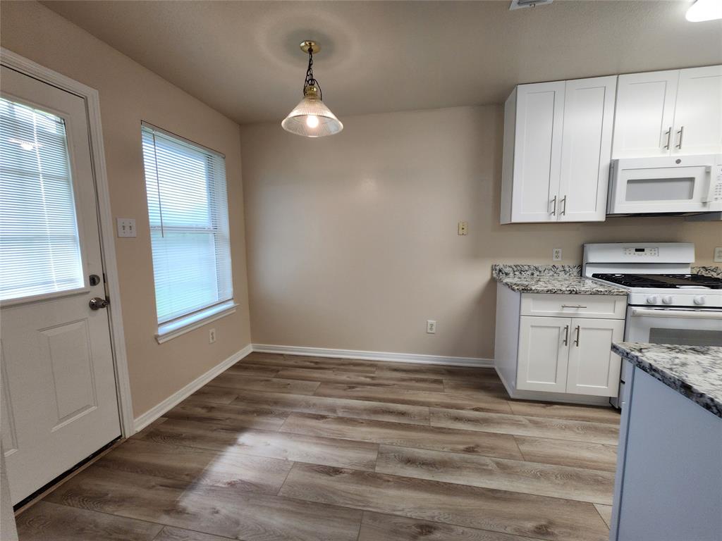 218 Jordy Lane, Dickinson, Texas image 11