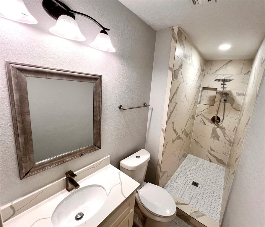 4306 Albatross Drive, Seabrook, Texas image 20