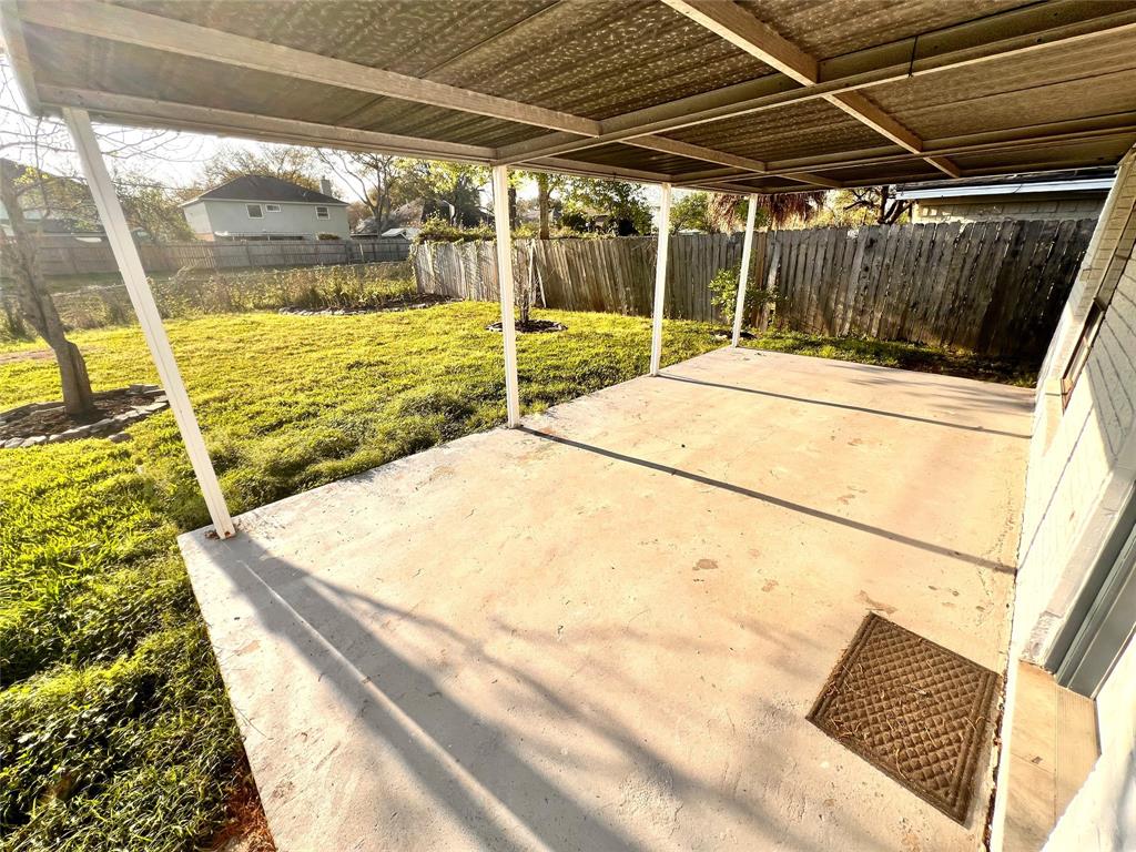 4306 Albatross Drive, Seabrook, Texas image 34